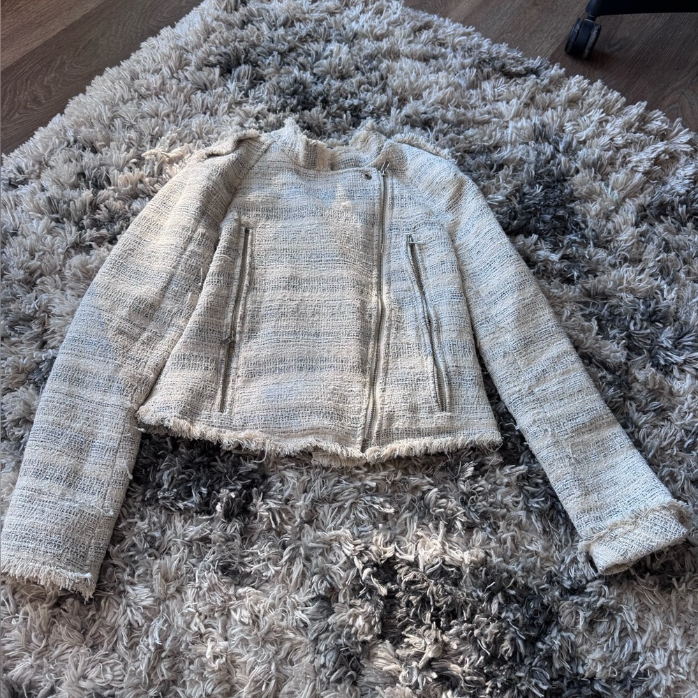 Elegant Cream Tweed Jacket